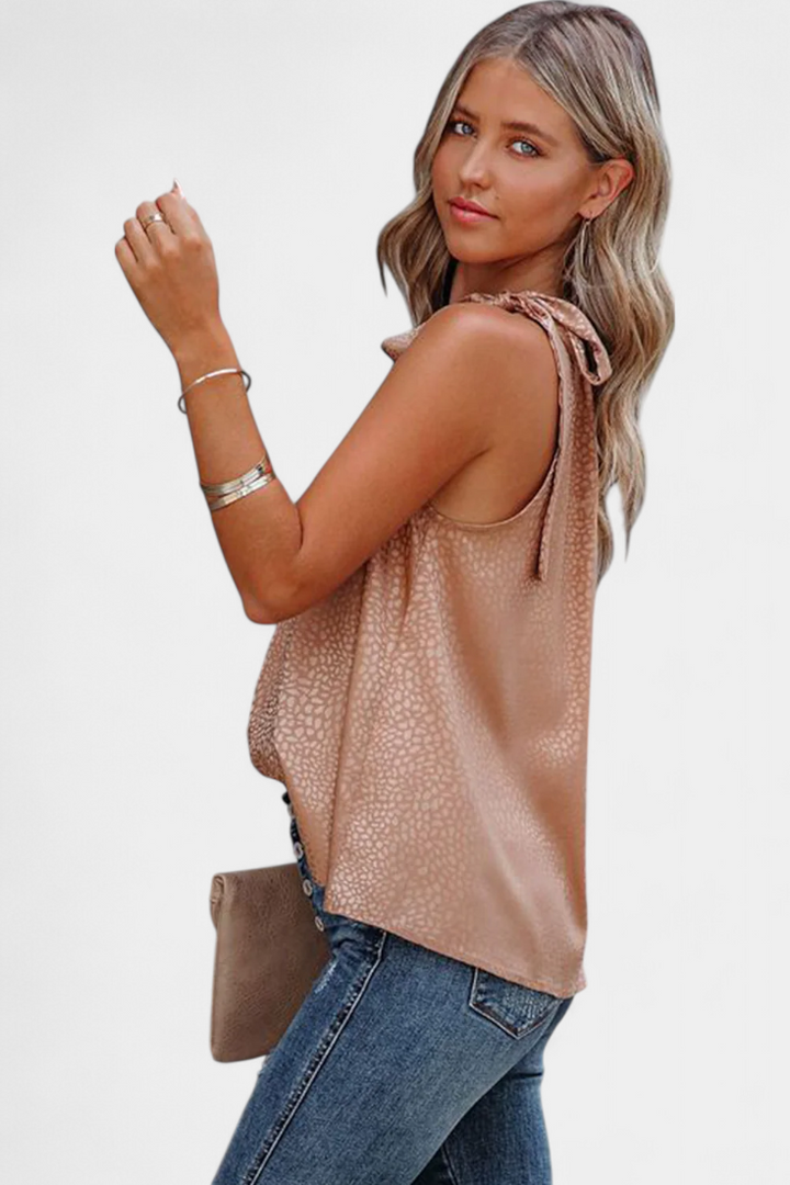 Adela | Top Leopardo Lazo